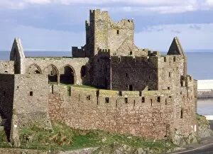 Images Dated 23rd August 2001: Peel Castle, Isle of Man, Europe