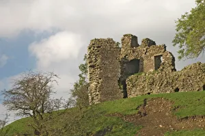 Pendragon Castle, built by Hugh de Moreville in 1173, later owned by the Clifford family Pendragon Castle, built by Hugh de Moreville in 1173, later owned by the Clifford family