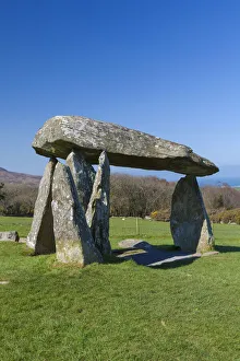 Pentre Ifan Burial Chamber, Preseli Hills, Pembrokeshire, Wales, United Kingdom, Europe Pentre Ifan Burial Chamber, Preseli Hills, Pembrokeshire, Wales, United Kingdom, Europe