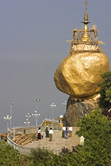 People on terrace of Kyaikhtiyo Paya (Golden Rock Pagoda People on terrace of Kyaikhtiyo Paya (Golden Rock Pagoda