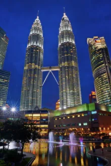 Petronas Towers, KLCC (Kuala Lumpur City Center), Kuala Lumpur, Malaysia, Southeast Asia, Asia Petronas Towers, KLCC (Kuala Lumpur City Center), Kuala Lumpur, Malaysia, Southeast Asia, Asia