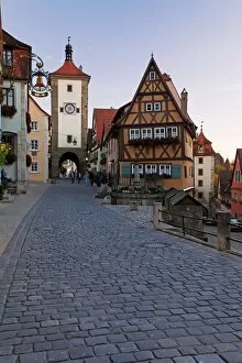Images Dated 9th October 2010: Ploenlein, Siebers Tower, Rothenburg ob der Tauber, Franconia, Bavaria, Germany, Europe
