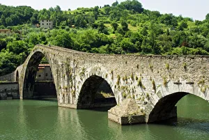 Ponte del Diavolo or Ponte della Maddalena, Borgo a Mozzano, Lucca, Tuscany Ponte del Diavolo or Ponte della Maddalena, Borgo a Mozzano, Lucca, Tuscany