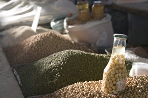 Pulses at market, Samarkand, Uzbekistan, Central Asia, Asia Pulses at market, Samarkand, Uzbekistan, Central Asia, Asia