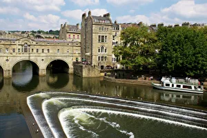 Pulteney Bridge and River Avon, Bath, UNESCO World Heritage Site, Avon, England, United Kingdom, Europe Pulteney Bridge and River Avon, Bath, UNESCO World Heritage Site, Avon, England, United Kingdom, Europe