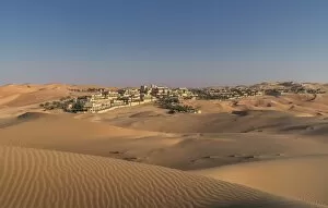 Images Dated 22nd January 2016: Qasr Al Sarab Desert Resort, a luxury resort by Anantara in the Empty Quarter Desert