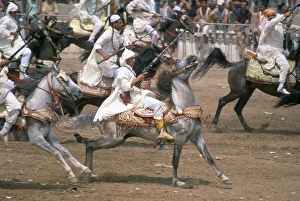 Riders in the Fantasia pour le moussen de Moulay Abdallah Riders in the Fantasia pour le moussen de Moulay Abdallah