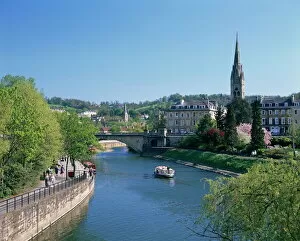 Archeology Collection: River Avon and the city of Bath, Avon, England, United Kingdom, Europe
