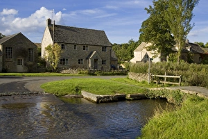 River Eye, Upper Slaughter, Gloucestershire, Cotswolds, England, United Kingdom, Europe River Eye, Upper Slaughter, Gloucestershire, Cotswolds, England, United Kingdom, Europe