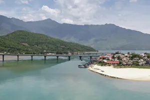 On the road to Hue from Hoi An, Vietnam, Indochina, Southeast Asia, Asia On the road to Hue from Hoi An, Vietnam, Indochina, Southeast Asia, Asia