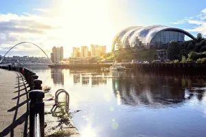 The Sage Arts Centre, Millennium Bridge and Tyne river, Gateshead, Newcastle-upon Tyne The Sage Arts Centre, Millennium Bridge and Tyne river, Gateshead, Newcastle-upon Tyne
