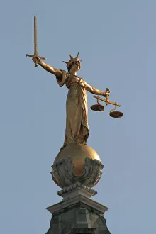 Scales of Justice, Central Criminal Court, Old Bailey, London, England, United Kingdom, Europe Scales of Justice, Central Criminal Court, Old Bailey, London, England, United Kingdom, Europe
