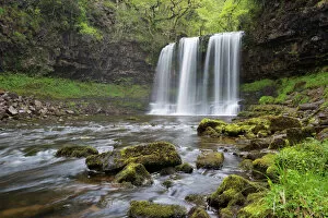 Rocky Collection: Sgwd yr Eira waterfall, Ystradfellte, Brecon Beacons National Park, Powys, Wales