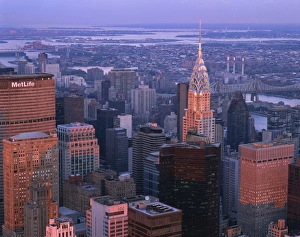 Skyline of the Midtown part of the city at sunset, in New York, United States of America Skyline of the Midtown part of the city at sunset, in New York, United States of America
