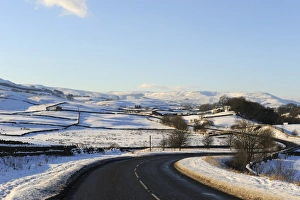Snow covered winter landscape, Wensleydale, Yorkshire Dales National Park Snow covered winter landscape, Wensleydale, Yorkshire Dales National Park