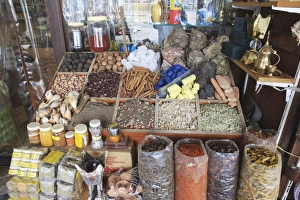 Spices for sale in the Spice Souk, Deira, Dubai, United Arab Emirates, Middle East Spices for sale in the Spice Souk, Deira, Dubai, United Arab Emirates, Middle East