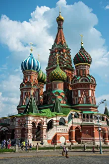 Prints of St. Basils Cathedral on Red Square, UNESCO World Heritage Site, Moscow, Russia, Europe Heritage Site Prints: St. Basils Cathedral Print, Moscow, Russia