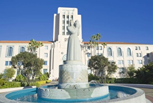 US City Landmarks Prints: Statue at the County Administration Building