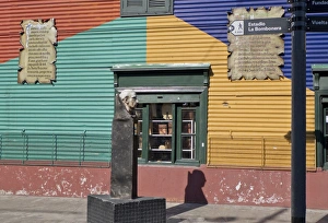 Statue of famous local painter Quinquela Martin at Caminito alley in the Boca, old Statue of famous local painter Quinquela Martin at Caminito alley in the Boca, old