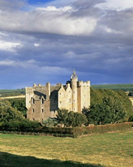 UK Travel Destinations Europe Prints: Stuart Castle