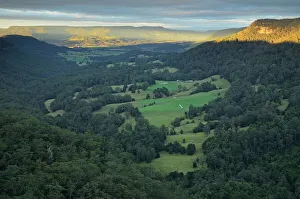 Sunrise over the Kangaroo Valley, New South Wales, Australia, Pacific Sunrise over the Kangaroo Valley, New South Wales, Australia, Pacific