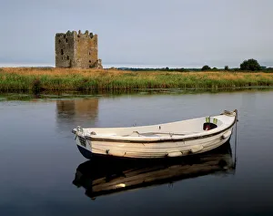 Great Britain Outdoor Adventures Prints: Threave Castle