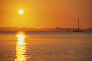 Coastal Scenery Australia Prints: View to mainland from Monkey Beach at sunset, Great Keppel Island, Queensland, Australia
