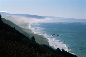 View of the Pacific Ocean from Highway 101 to Brookings View of the Pacific Ocean from Highway 101 to Brookings