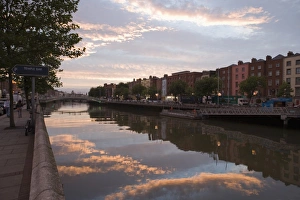 Water Reflection Photography Tips Prints: Still water and reflection at dusk