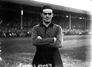 Bryn Jones, Wolves FC