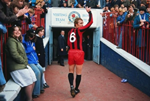 Bobby Moore waves to the crowd after playing his final league game Bobby Moore waves to the crowd after playing his final league game