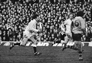 Englands Andy Maxwell faces Australia at Twickenham in 1976 Englands Andy Maxwell faces Australia at Twickenham in 1976