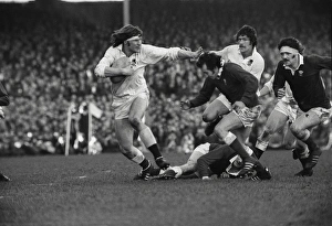 Englands Andy Ripley fends off Gareth Edwards - 1974 Five Nations Englands Andy Ripley fends off Gareth Edwards - 1974 Five Nations