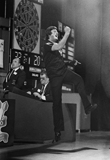 Eric Bristow wins the 1981 Winmau World Masters Eric Bristow wins the 1981 Winmau World Masters