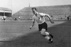 Terry Dyson Print - Tottenham Hotspur 1960/61 FA Cup Semi-Final
