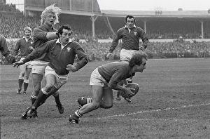 Jacques Fouroux and Gareth Edwards - 1976 Five Nations Jacques Fouroux and Gareth Edwards - 1976 Five Nations