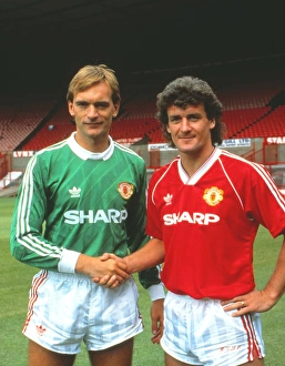 Jim Leighton & Mark Hughes - Manchester United Jim Leighton & Mark Hughes - Manchester United
