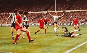 Kevin Keegan scores for Liverpool - 1974 FA Cup Final Kevin Keegan scores for Liverpool - 1974 FA Cup Final