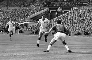 Manchester Uniteds Duncan Edwards during the 1957 FA Cup Final Manchester Uniteds Duncan Edwards during the 1957 FA Cup Final