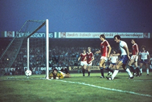 Tore Antonsen makes yet another save against England in 1981 Tore Antonsen makes yet another save against England in 1981