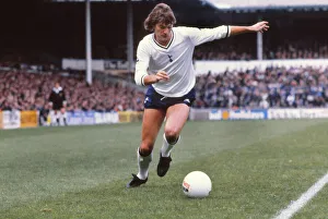 Tottenham Hotspurs Glenn Hoddle on the ball Tottenham Hotspurs Glenn Hoddle on the ball