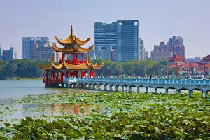 Wuliting Pavilion at the Lotus Ponds, Kaohsiung, Taiwan Wuliting Pavilion at the Lotus Ponds, Kaohsiung, Taiwan