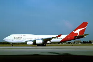 Boeing 747 Collection: The Flight Collection 020 8652 8888 Boeing 747-400 Qantas (c) Shaw