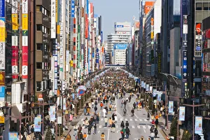 Asia, Japan, Honshu, Tokyo, Ginza, elevated view along Chuo-dori, the most fashionable Asia, Japan, Honshu, Tokyo, Ginza, elevated view along Chuo-dori, the most fashionable