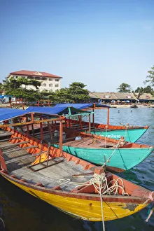 Boats at Ochheuteal Beach, Sihanoukville, Cambodia Boats at Ochheuteal Beach, Sihanoukville, Cambodia