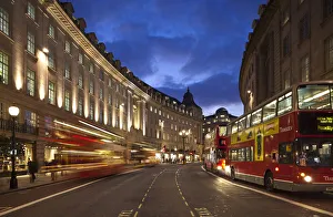 Buses on Regents Street, London, England Buses on Regents Street, London, England