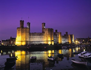 North Wales Attractions Prints: Caernarfon Castle