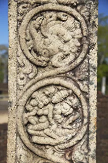Details on pillar in Atadage, Quadrangle, Polonnaruwa (UNESCO World Heritage Site) Details on pillar in Atadage, Quadrangle, Polonnaruwa (UNESCO World Heritage Site)