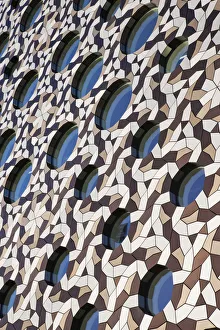 England, London, Greenwich Peninsula, Ravensbourne College Buliding Windows, Design England, London, Greenwich Peninsula, Ravensbourne College Buliding Windows, Design