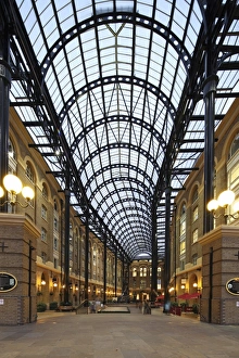 England, London. Hays Galleria is a major riverside tourist attraction on the Jubilee Walk in the London Borough of England, London. Hays Galleria is a major riverside tourist attraction on the Jubilee Walk in the London Borough of